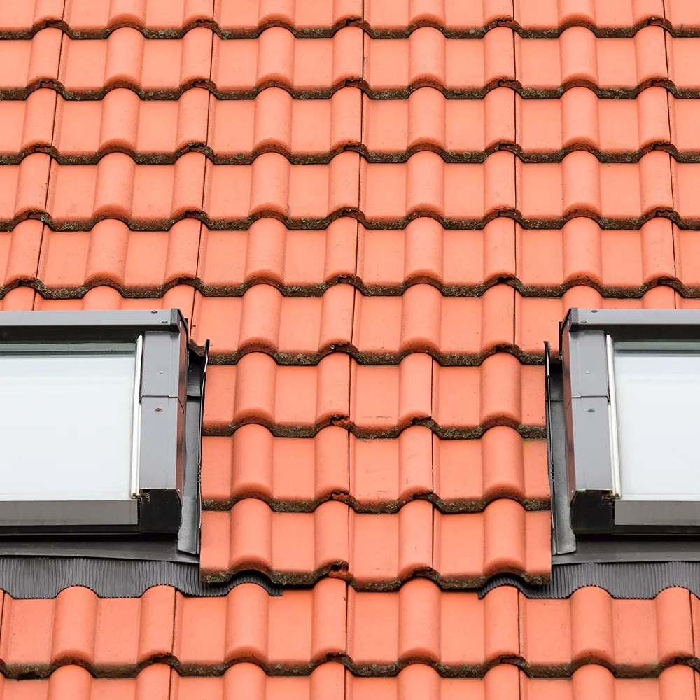 Fenêtre de toit à rotation ou à projection : quelle différence à Wattignies ?